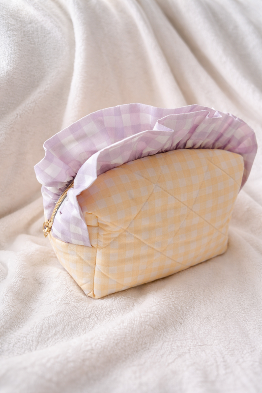 Neceser cuadrado volantes