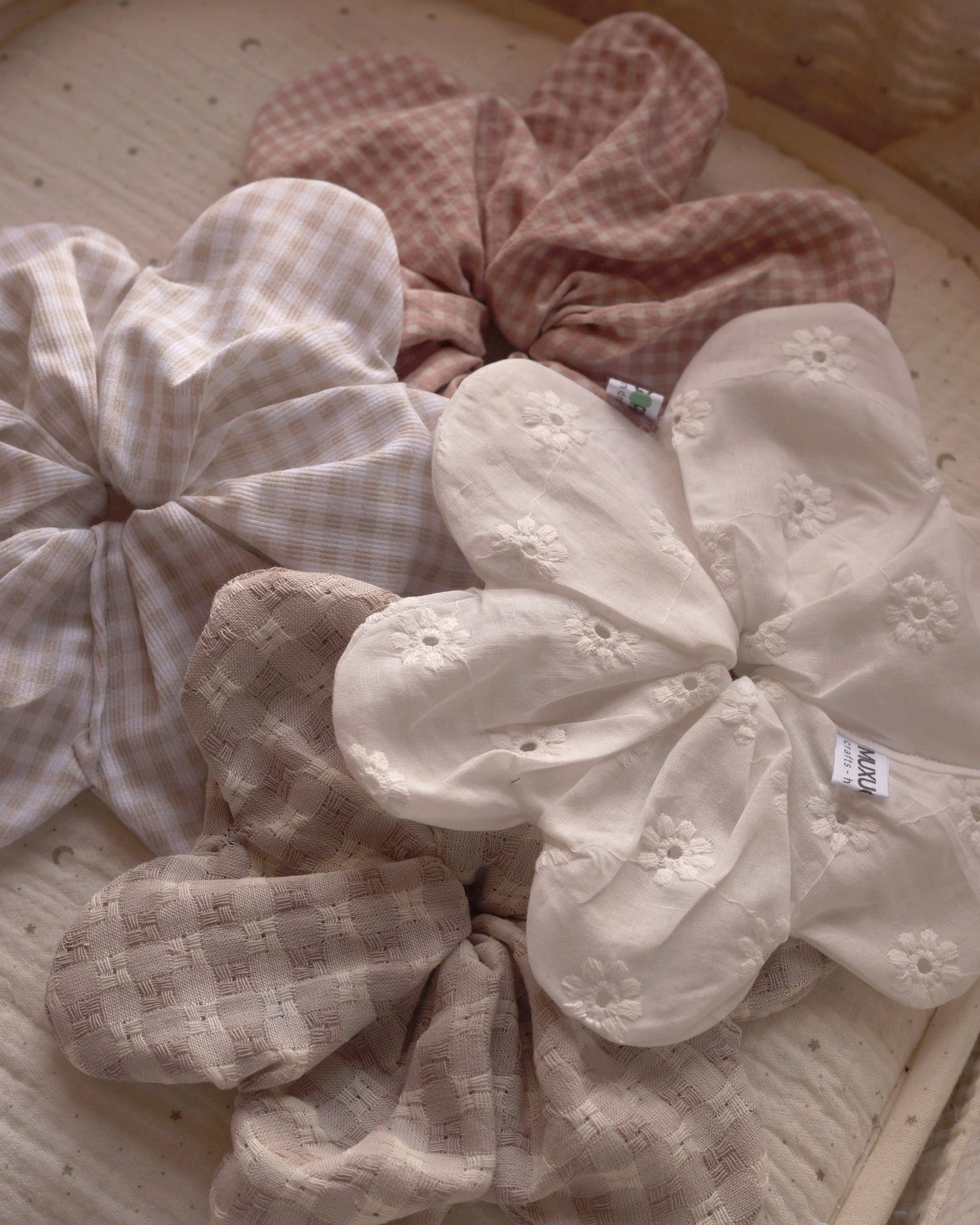 Coletero Scrunchy Flor